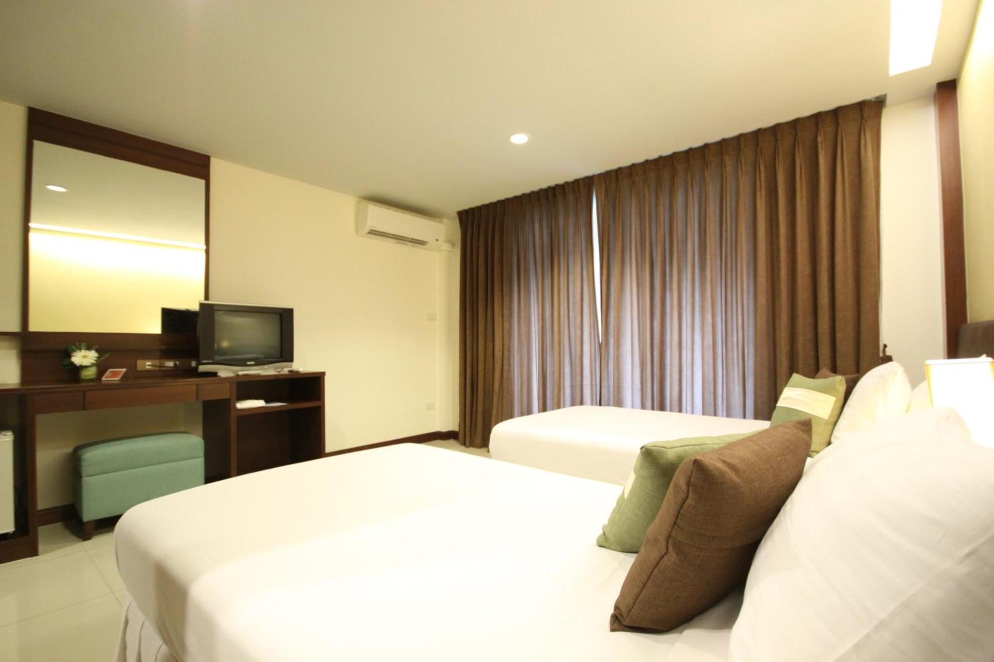Windmill Resort Hotel Pattaya Exterior foto