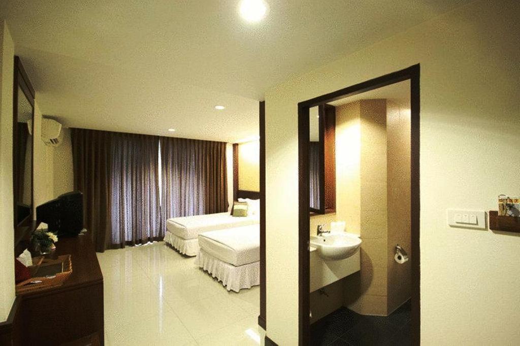 Windmill Resort Hotel Pattaya Exterior foto